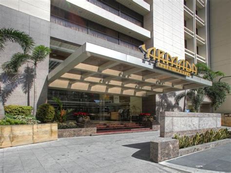 cheapest hotel near picc